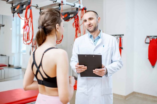 How Can Occupational Therapy Techniques Be Adapted for Stroke Patients with Hemiplegia?